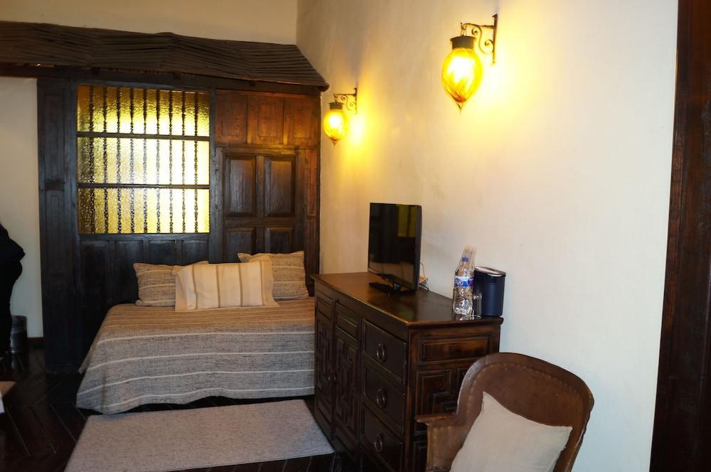 Hotel Mansion Iturbe Patzcuaro Exterior photo