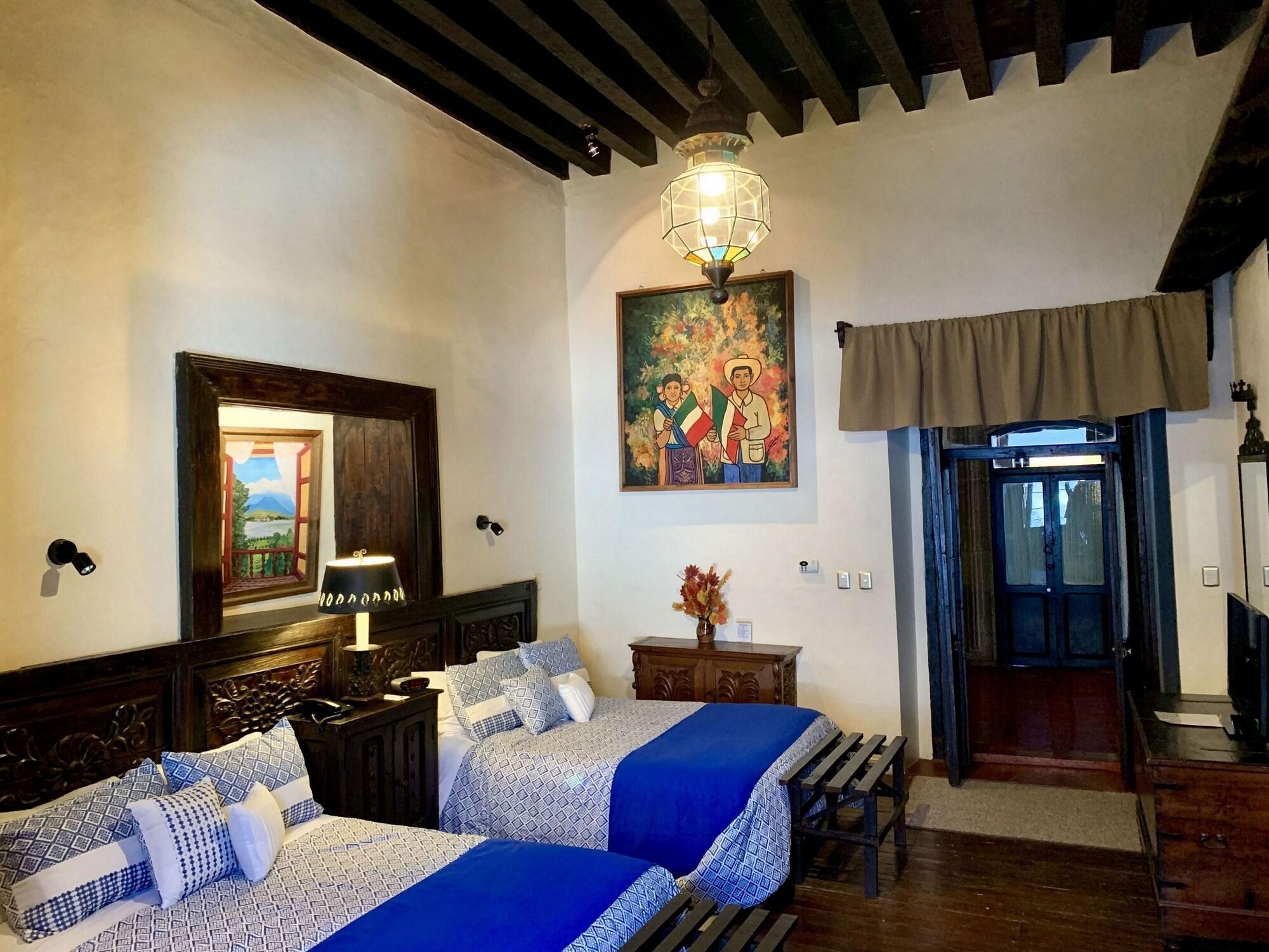 Hotel Mansion Iturbe Patzcuaro Exterior photo