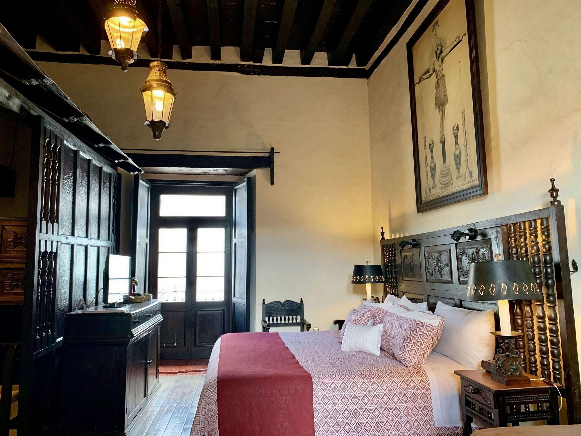 Hotel Mansion Iturbe Patzcuaro Exterior photo