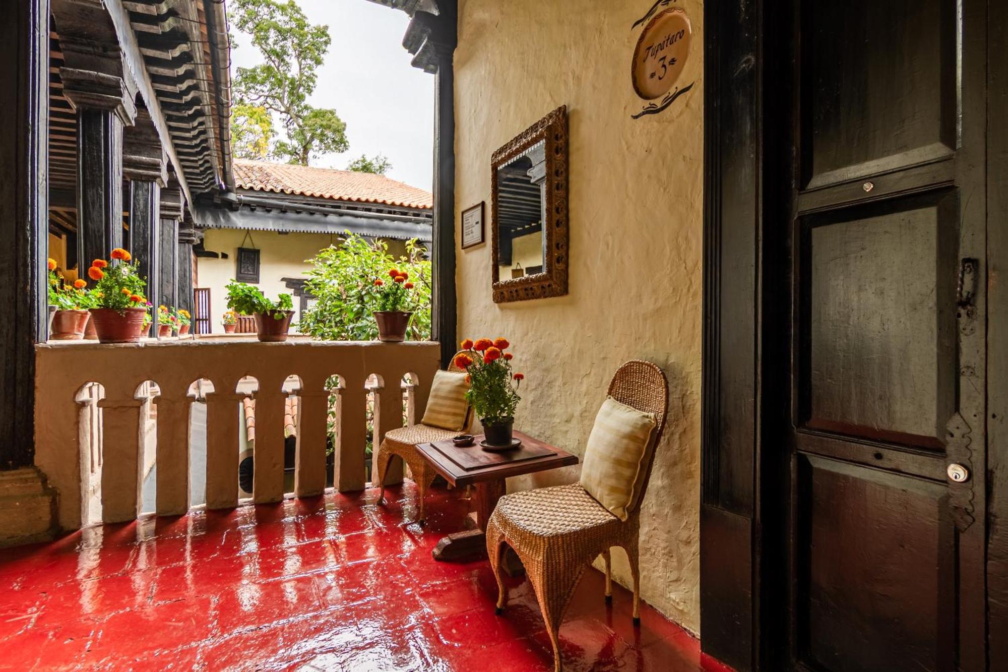 Hotel Mansion Iturbe Patzcuaro Exterior photo