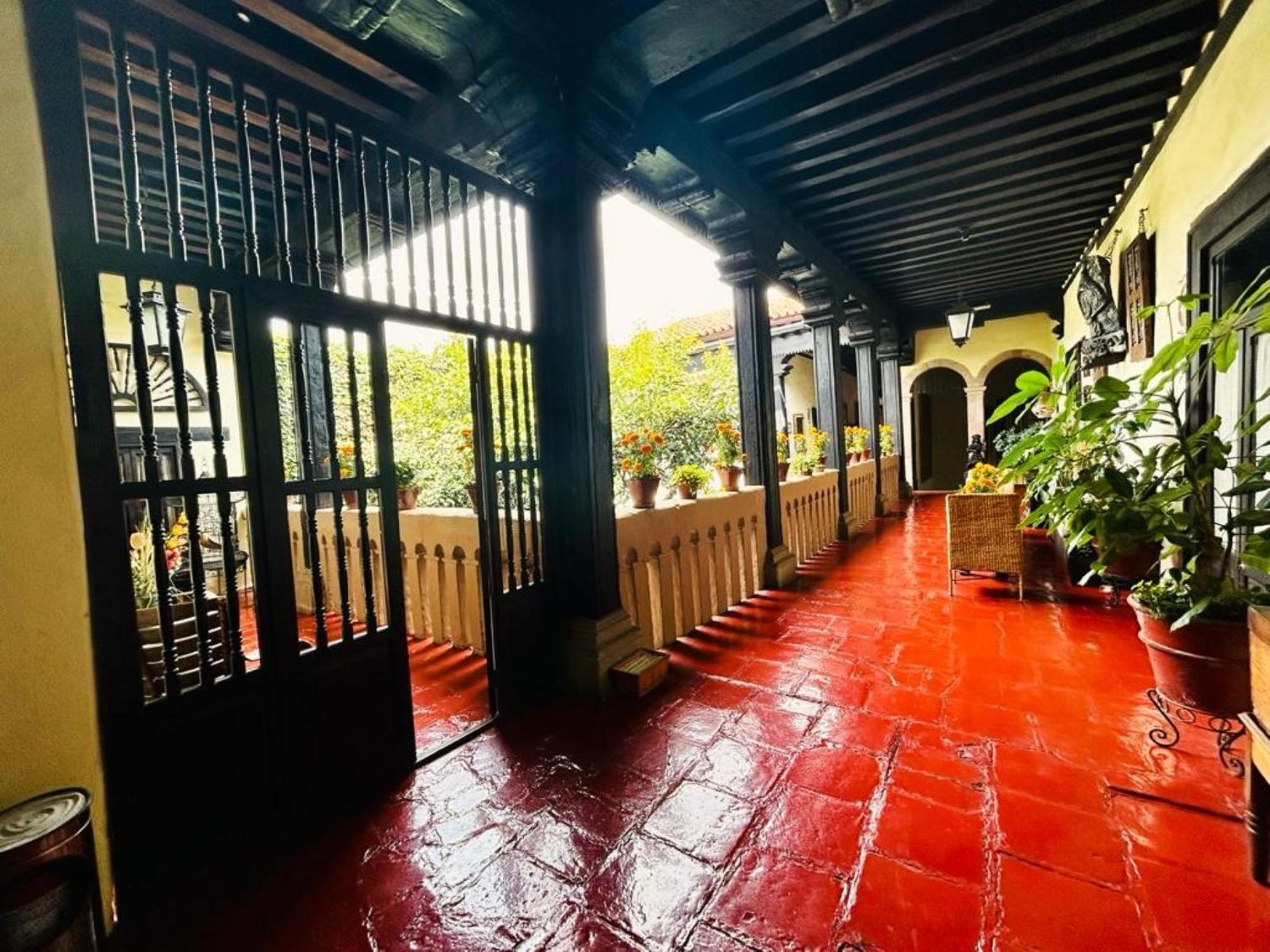 Hotel Mansion Iturbe Patzcuaro Exterior photo
