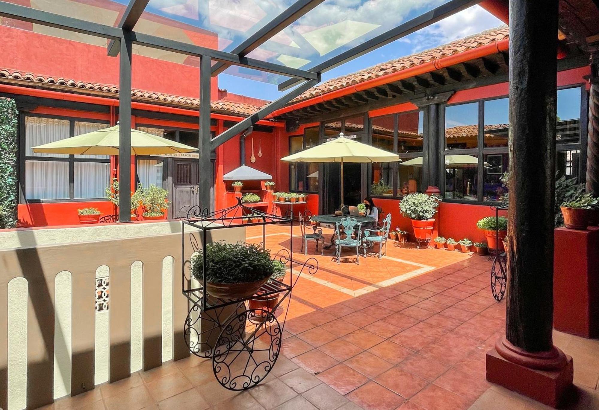 Hotel Mansion Iturbe Patzcuaro Exterior photo
